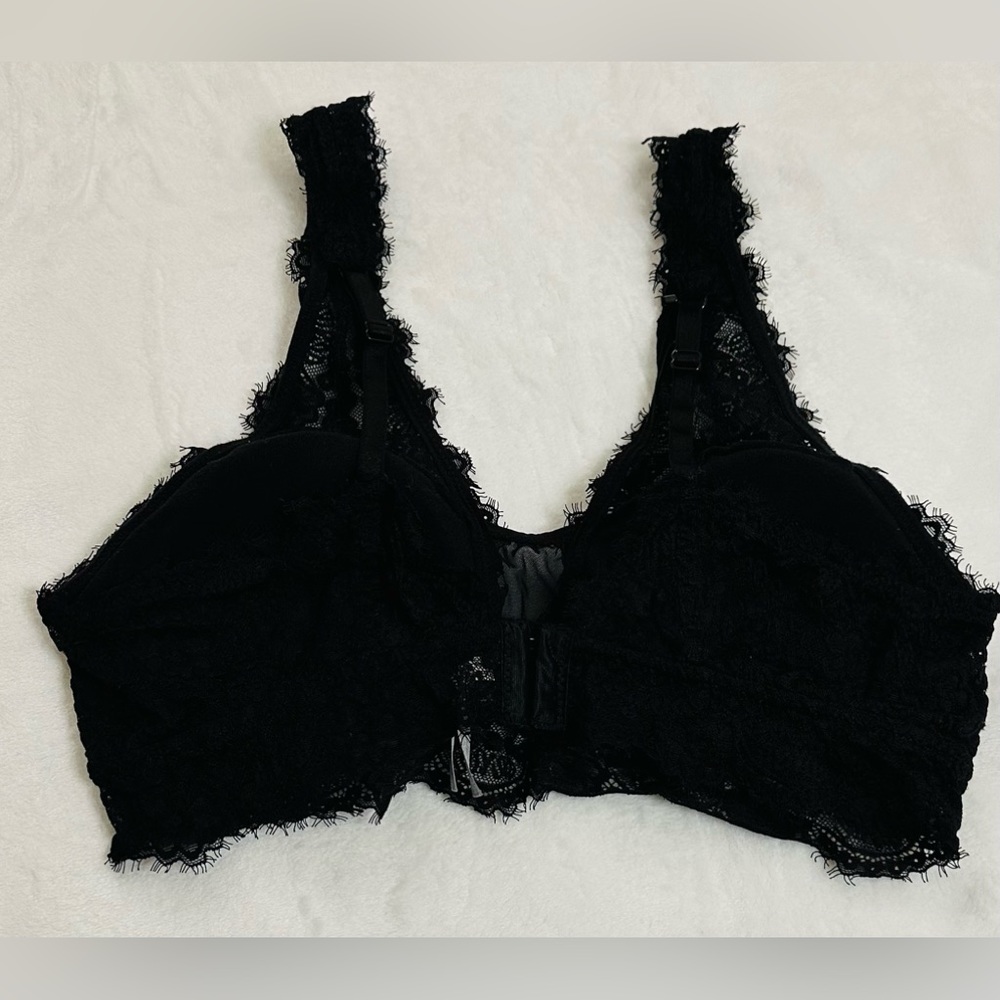 Show Off Eyelash Lace Padded Plunge Bralette, Black Size L